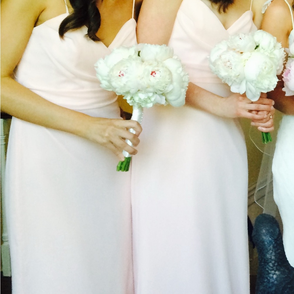 Chic Blush Sleeveless Wedding Dress